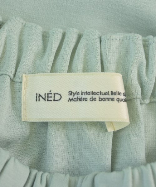 INED เสื้อยืด/เสื้อท็อปส์