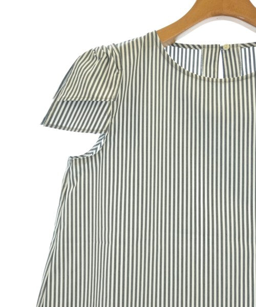 STRAWBERRY Fields เสื้อลำลอง