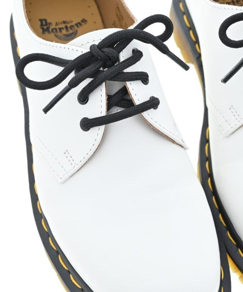 Dr.Martens รองเท้าสวมทางการ