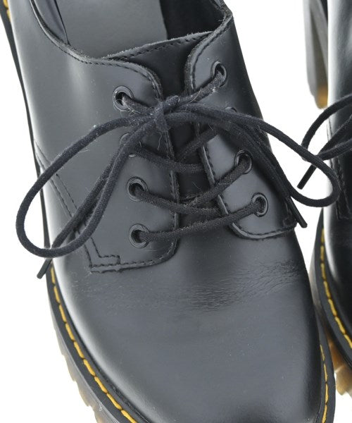 Dr.Martens รองเท้า อื่น