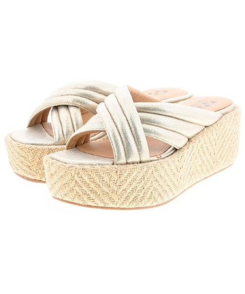 NO NAME รองเท้าแตะ