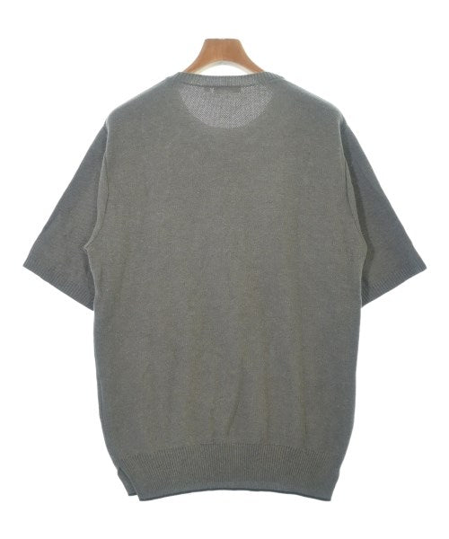 DRESSTERIOR เสื้อกันหนาว