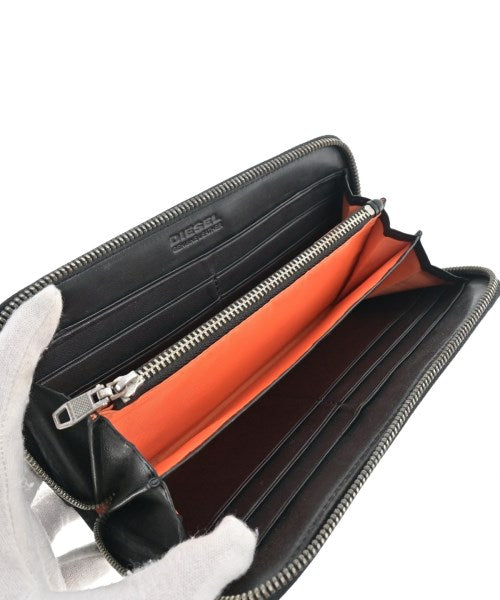 DIESEL กระเป๋าสตางค์/กระเป๋าใส่เหรียญ