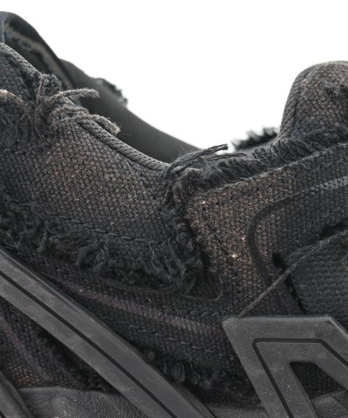 DIESEL รองเท้าผ้าใบ