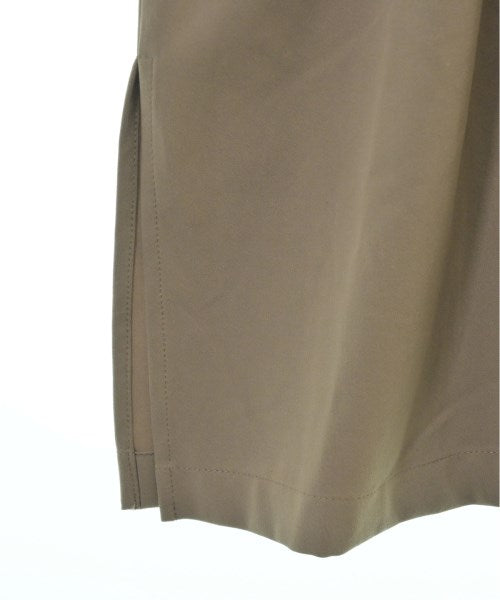 Rouge vif เดรสที่เป็นเสื้อเชิ้ตตัวยาว