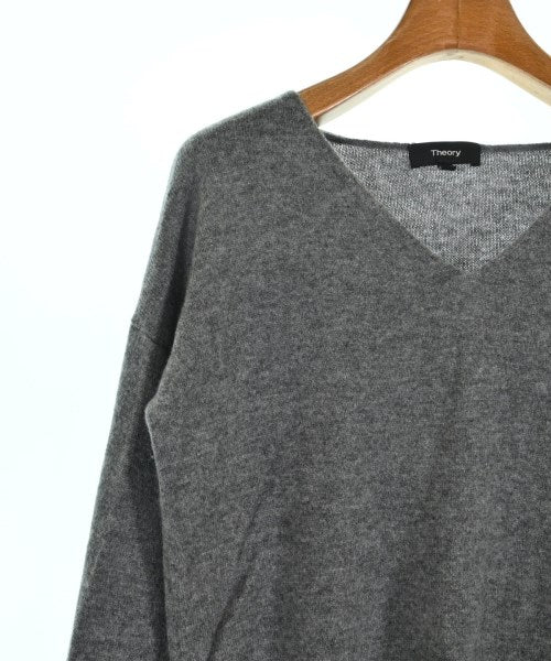 Theory เสื้อกันหนาว