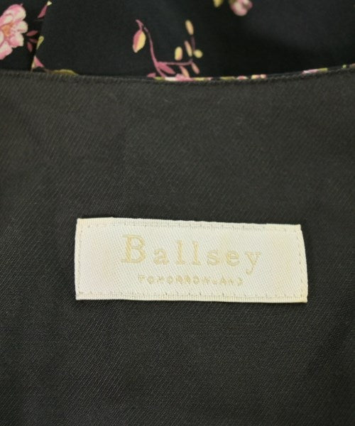 Ballsey ชุดเดรส
