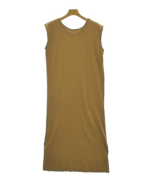 nano UNIVERSE ชุดเดรส