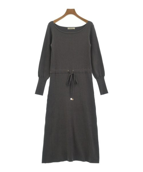 nano UNIVERSE ชุดเดรส