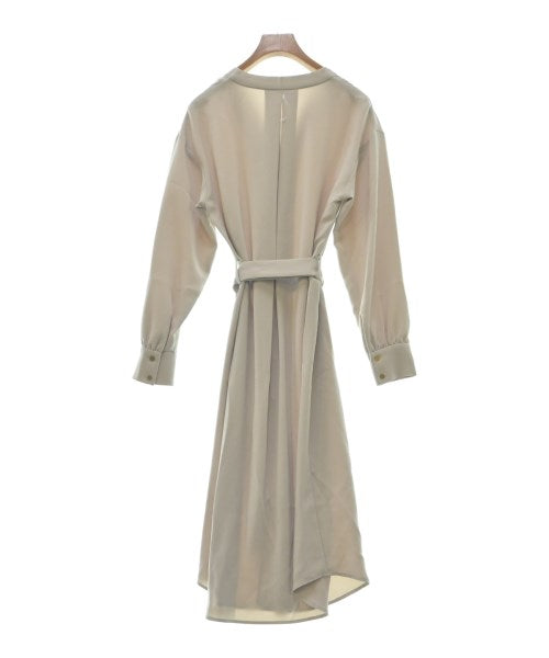 nano UNIVERSE เดรสที่เป็นเสื้อเชิ้ตตัวยาว