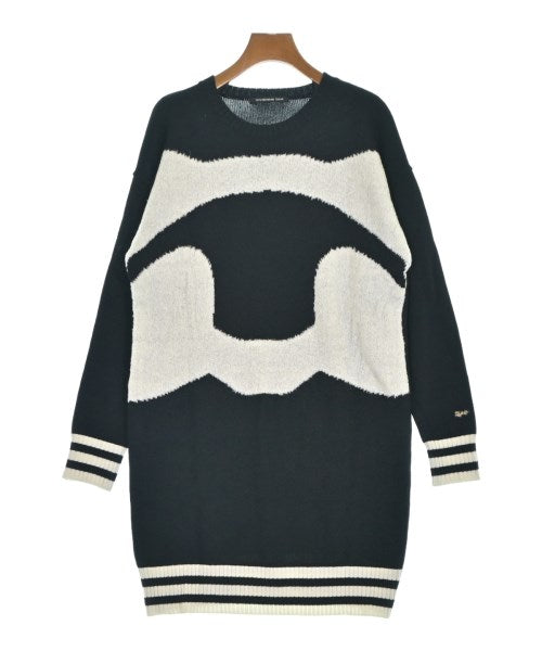 VIVIENNE TAM เสื้อกันหนาว