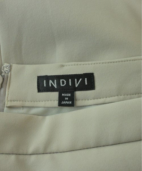 INDIVI กระโปรงยาวถึงเข่า