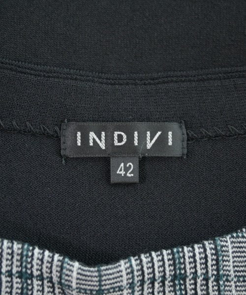 INDIVI เสื้อยืด/เสื้อท็อปส์