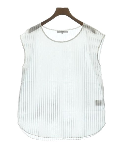 UNTITLED เสื้อสตรี