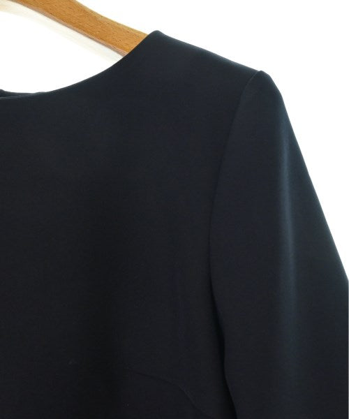UNTITLED เสื้อสตรี