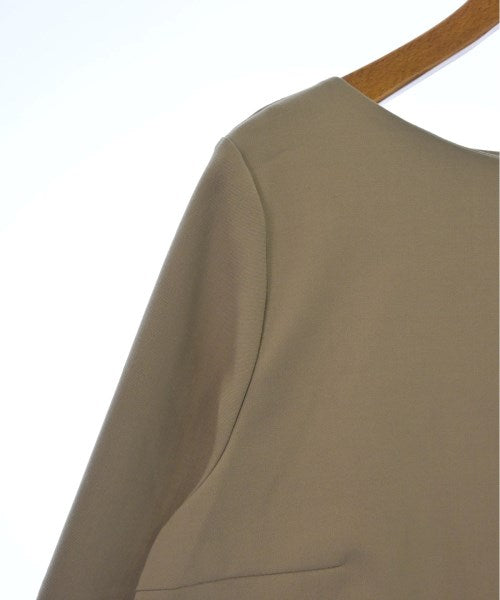 UNTITLED เสื้อสตรี