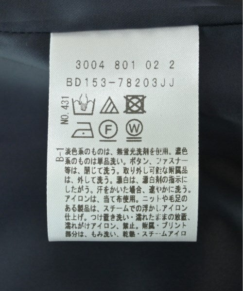 UNTITLED กระโปรงยาวถึงเข่า