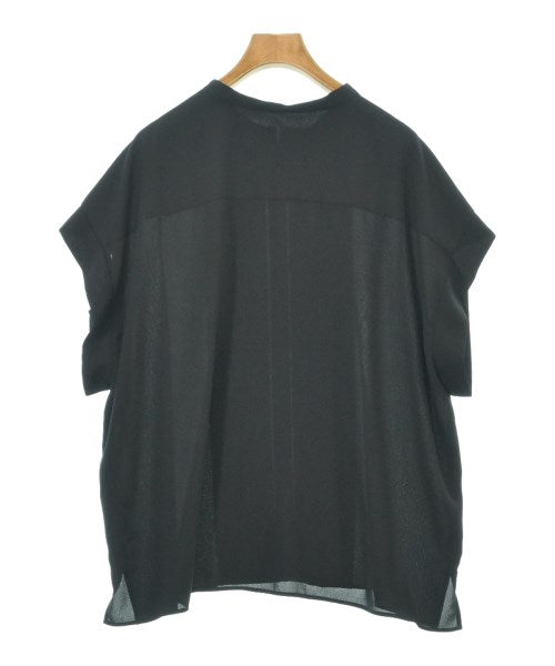 UNTITLED เสื้อสตรี