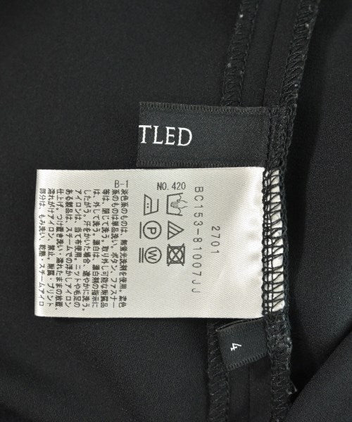 UNTITLED เสื้อสตรี