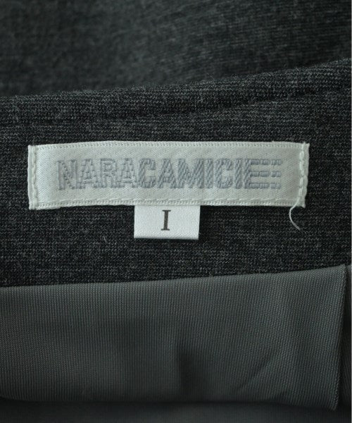 NARA CAMICIE กระโปรงยาวถึงเข่า