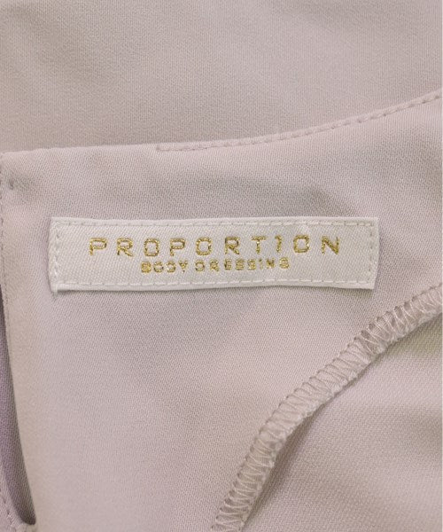 PROPORTION BODY DRESSING เสื้อสตรี