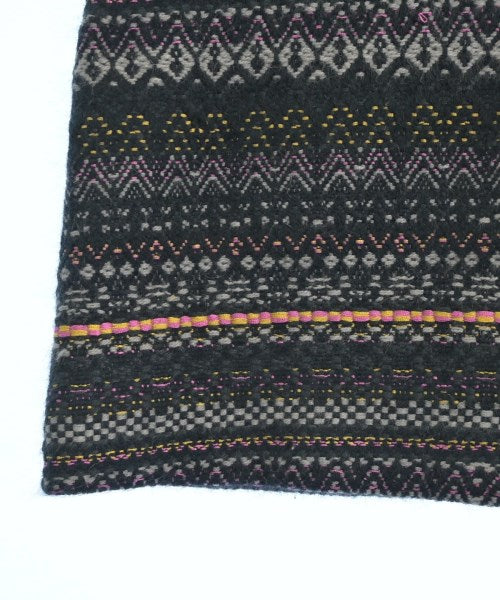 mina perhonen กระโปรงยาวถึงเข่า