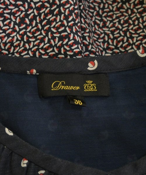 Drawer เสื้อสตรี