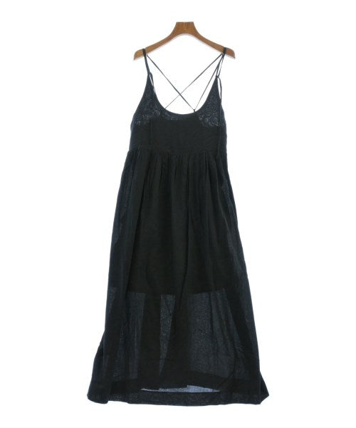 DEVOTION ชุดเดรส