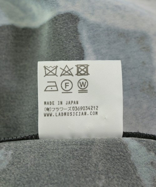 LAD MUSICIAN เสื้อลำลอง