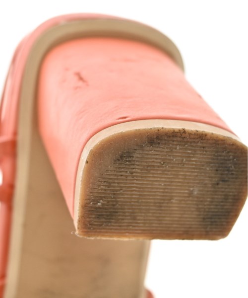 SLY รองเท้าแตะ