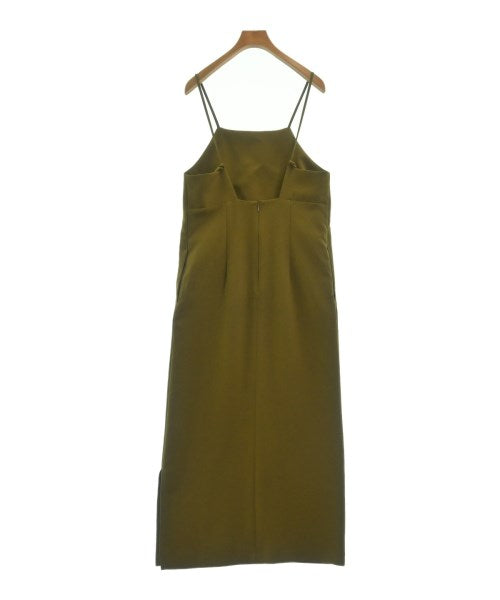 apart by lowrys ชุดเดรส