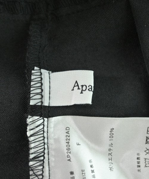 apart by lowrys เสื้อลำลอง