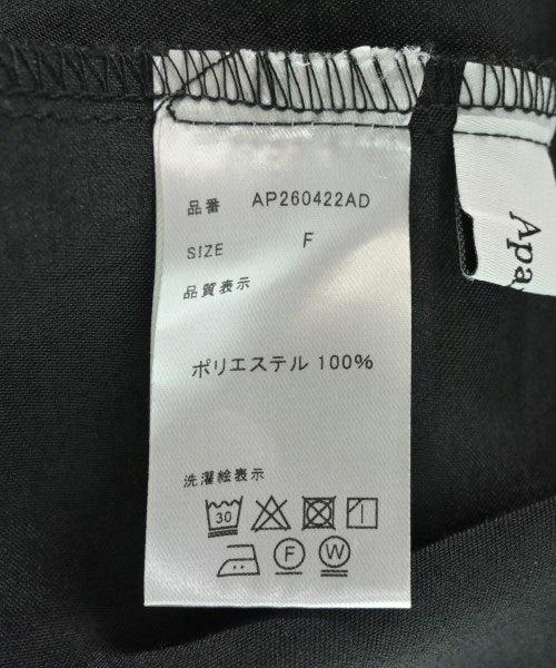 apart by lowrys เสื้อลำลอง