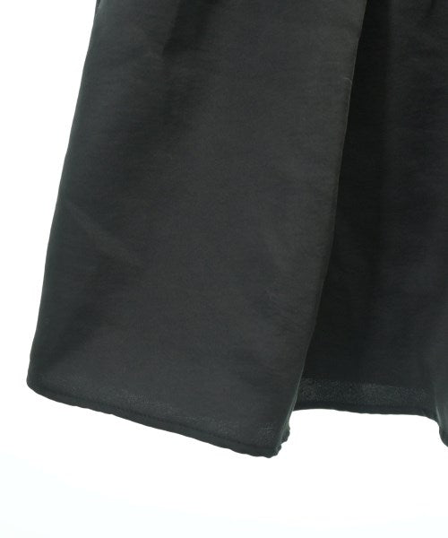 apart by lowrys เสื้อลำลอง
