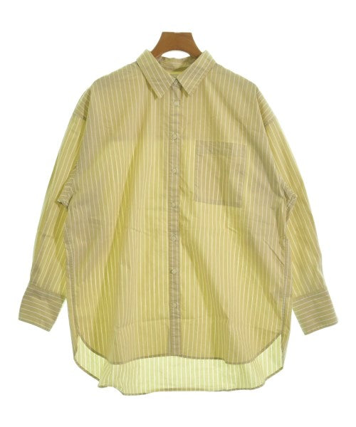 apart by lowrys เสื้อลำลอง