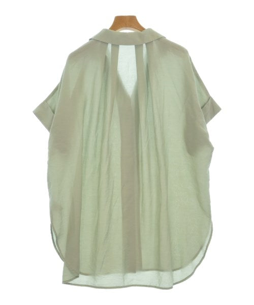apart by lowrys เสื้อลำลอง