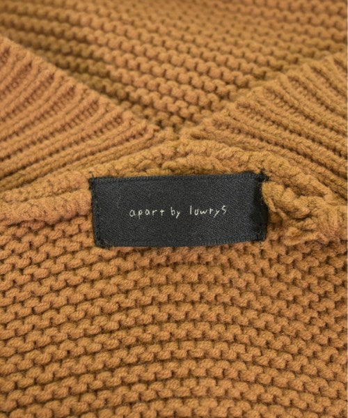 apart by lowrys เสื้อกันหนาว