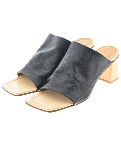 FABIO RUSCONI รองเท้าแตะ