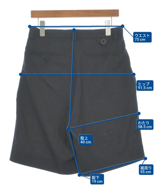 White Mountaineering กางเกงขาสั้น