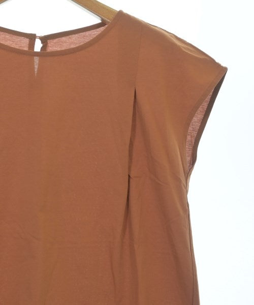 PLST เสื้อยืด/เสื้อท็อปส์
