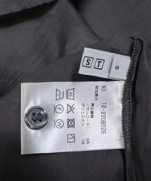 PLST เสื้อสตรี