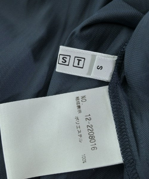 PLST เสื้อสตรี