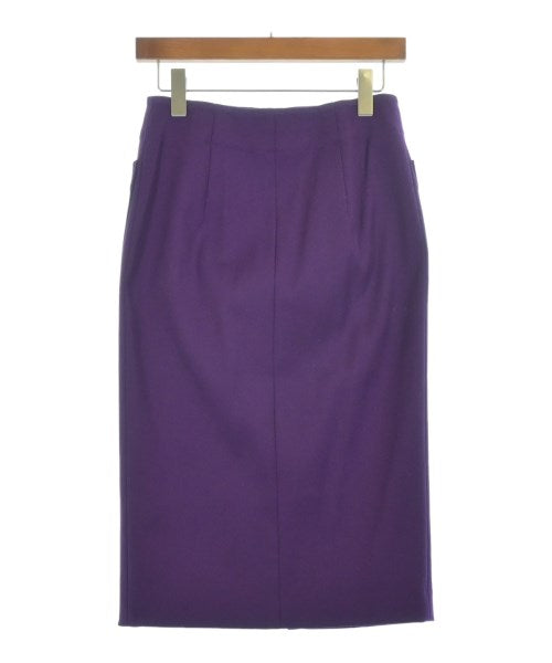 NOBLE กระโปรงยาวถึงเข่า