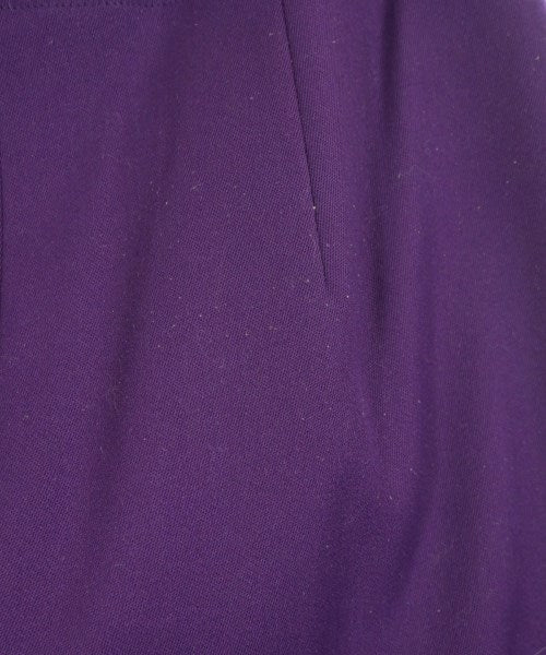 NOBLE กระโปรงยาวถึงเข่า