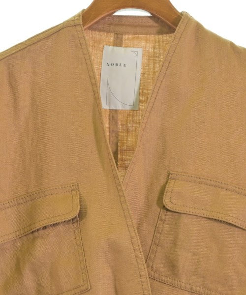 NOBLE แจ็คเก็ตไม่มีปก