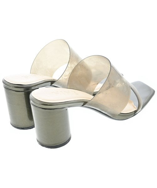 NINE รองเท้าแตะ