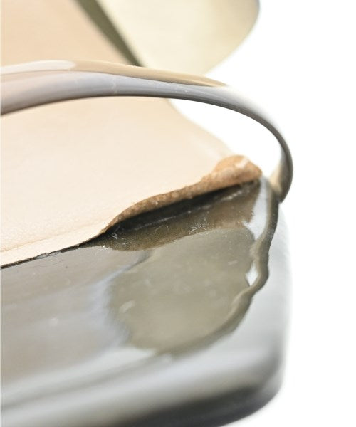 NINE รองเท้าแตะ