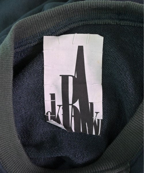 OKIRAKU ชุดเดรส