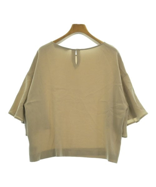 Tiara เสื้อสตรี