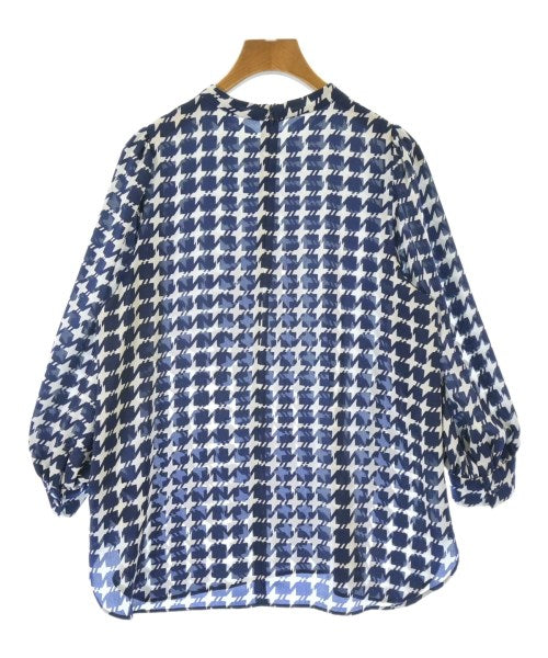 Tiara เสื้อสตรี